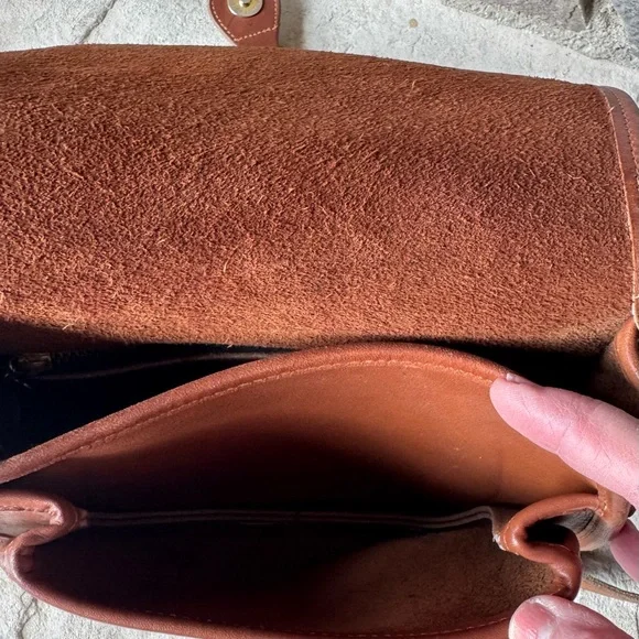 COACH Rare Vintage Saddle Bag in British Tan EUC - Picture 11 of 16